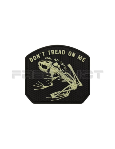 PATCH_TREAD_ON_ME_FROG_PVC_GLOW_.png