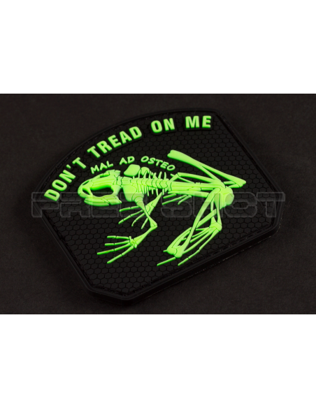 PATCH_TREAD_ON_ME_FROG_PVC_GLOW_2.png